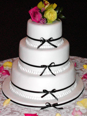 Simple Wedding Cake Decorating Ideas