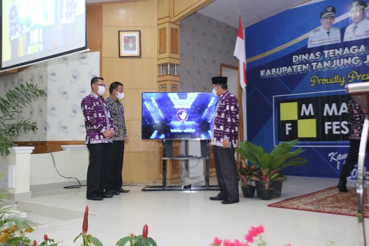 Bupati H. Anwar Sadat, M.Ag Hadiri Sekaligus Membuka Secara Resmi Acara Pelaksanaan Kegiatan Inovasi