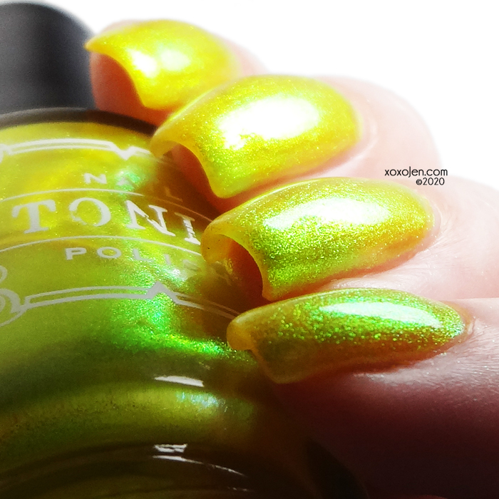 xoxoJen's swatch of Tonic Shine A Light