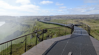 Aisle towards DETTIFOSS