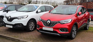 Des Renault Kadjar en stationnement