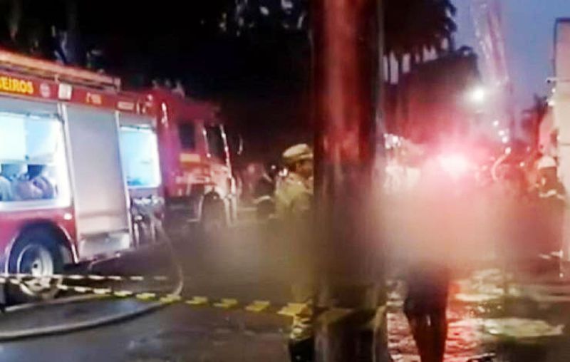 Incêndio em abrigo deixa pelo menos três crianças e uma mulher mortas no Recife