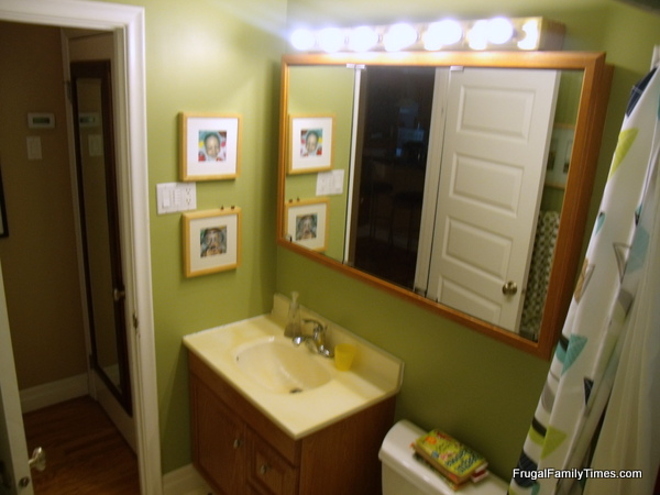 How To Replace A Medicine Cabinet With Lights | Savae.org