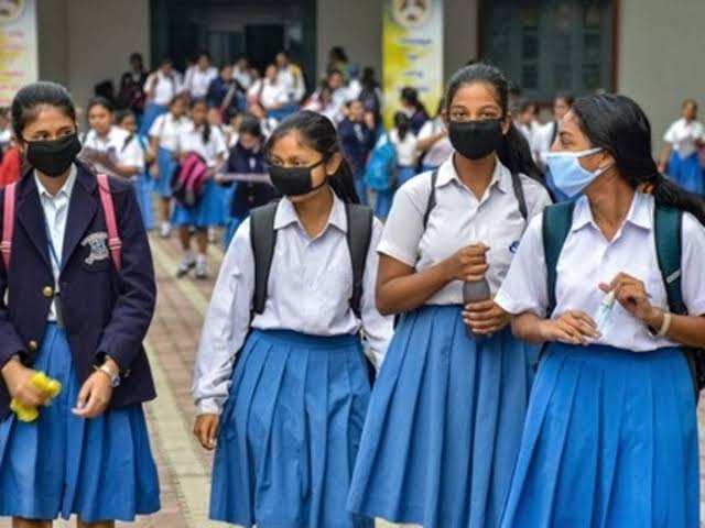 Bihar छात्र-छात्राओं के लिए खुशखबरी : केके पाठक की नई योजना, सरकारी स्कूलों में अब मेडिकल-इंजीनियरिंग की भी कराई जाएगी तैयारी