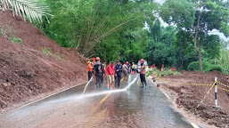 BPBD Percepat Proses Penanganan dan Pembersihan Material Tanah Longsor di Kabupaten Kuningan