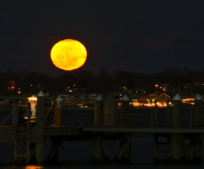 Supermoon Photos From Around The World Seen On  www.coolpicturegallery.us