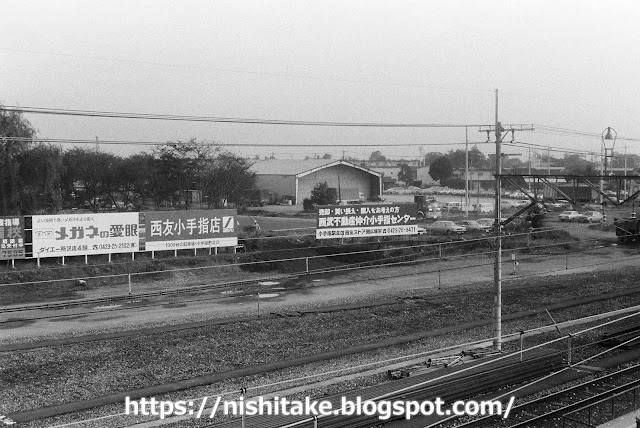 西友小手指店の看板。　所沢　1982.10.20-24