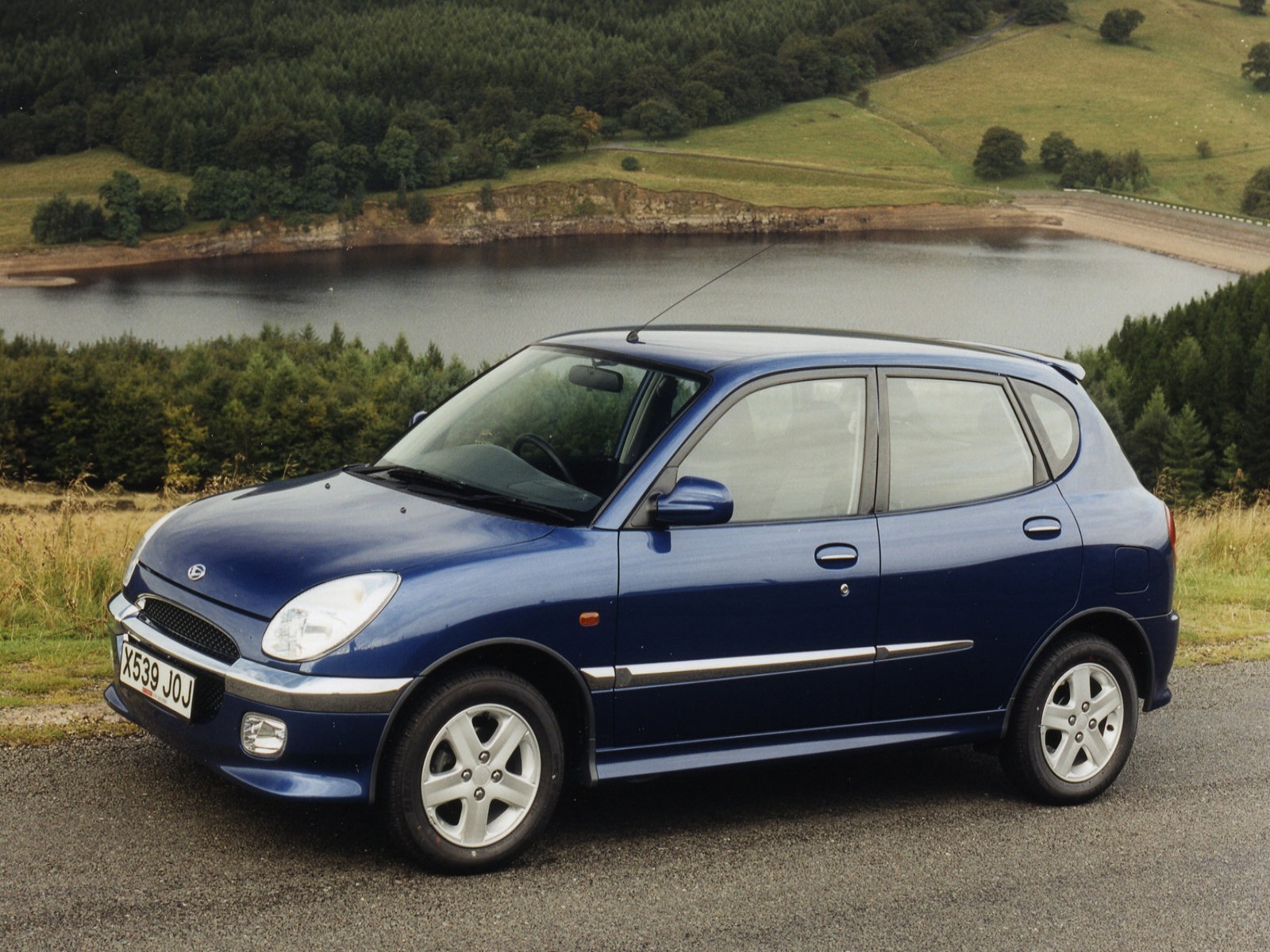 Car And Car Zone: Daihatsu Sirion 1999 new cars, car reviews, car 