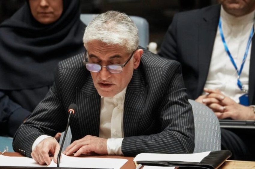 O embaixador iraniano na ONU, Amir Saeid Iravani, disse que o ataque do Irã ocorreu porque Israel "só entende a linguagem da força" | Foto: EFE/EPA/STEPHANI SPINDEL