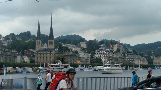 the bridge across the lake in the center of Lucerne