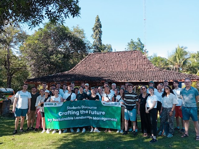 INSTIPER Yogyakarta Menyelenggarakan Diskursus untuk Mempelajari Pemanfaatan Landscape di Kabupaten Gunung Kidul