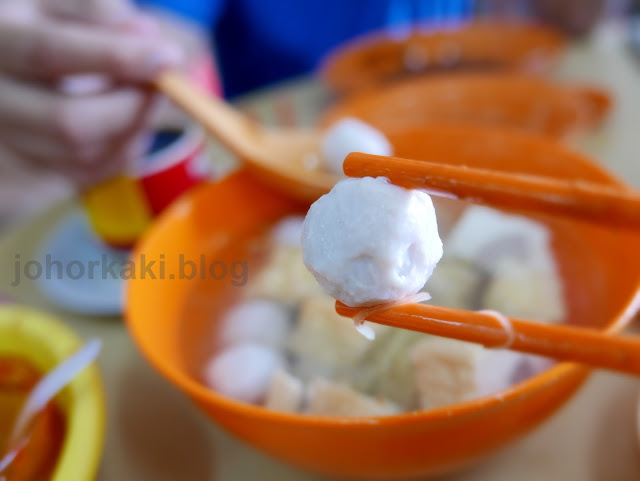 Kelapa-Sawit-Pork-Ball-Noodle-Johor-沙威猪肉丸