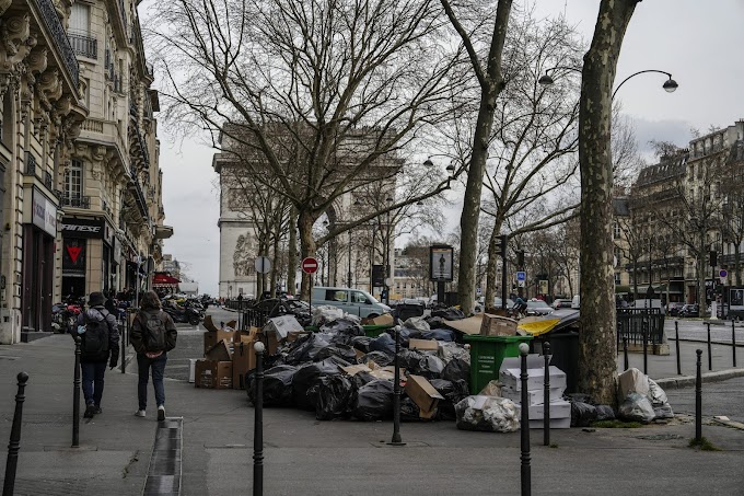 Nem jelentkezett elég kukás, felfüggesztik a sztrájkot a hulladékszállítók Párizsban