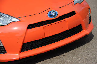 Cars.com calls out Consumer Reports over Toyota Prius C verdict