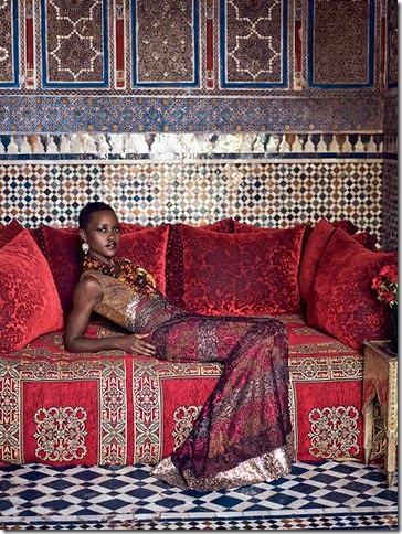 lupitanyongovoguecover_4
