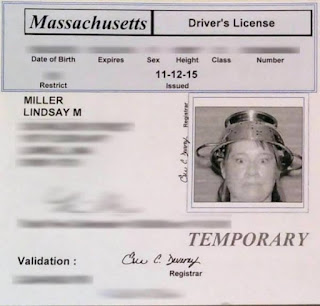Foto Identitas SIM Paling Aneh dan Tidak Biasa
