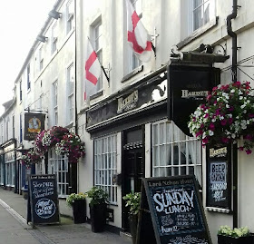 The Lord Nelson Hotel in Brigg Market Place 