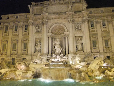 trevi fountain at night, best place to visit in rome, italy