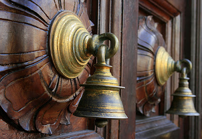 temple-door-with-bells