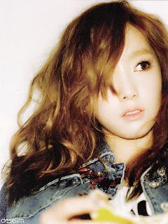 SNSD Taeyeon I Got A Boy Photobook 06