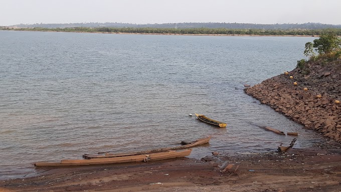 Toneladas de lixo e entulhos são retiradas das margens do Rio Xingu, em Altamira no PA
