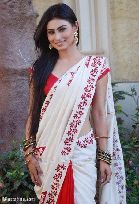 Foto Seksi Mouni Roy Artis cantik India Pemeran Dewi Sati di Serial Mahadewa ANTV