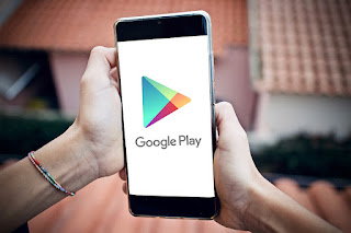 Logo du Google Play Store sur smartphone