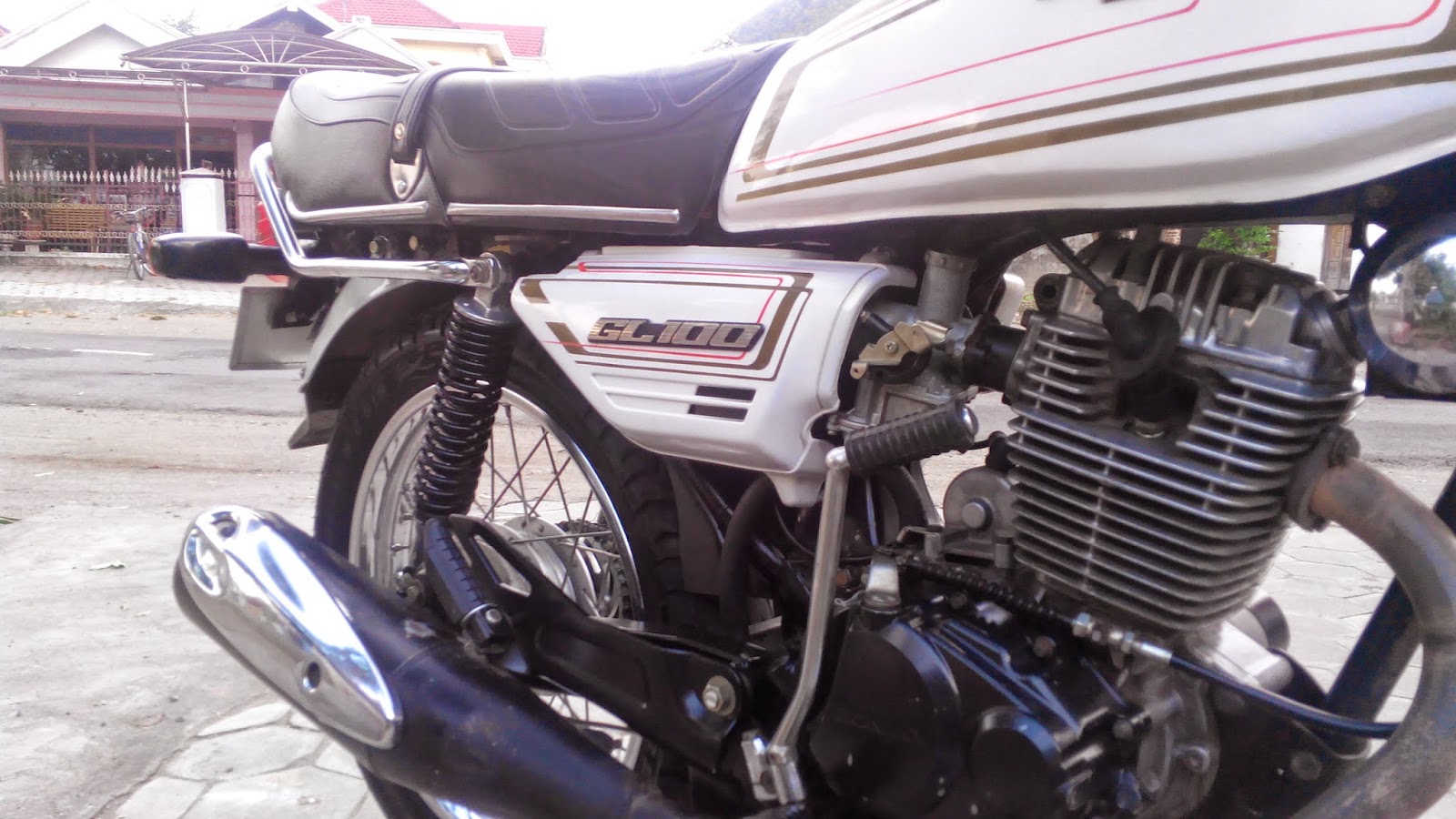 Pedeoke5758 Honda GL 100 MODIFIKASI