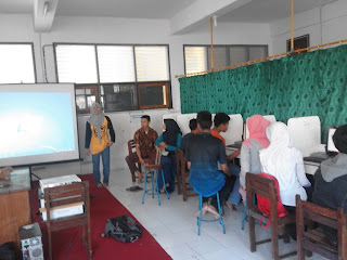 Dokumentasi Pelatihan Blog & Adsense Mading Arena SMK Al-Irsyad Tegal