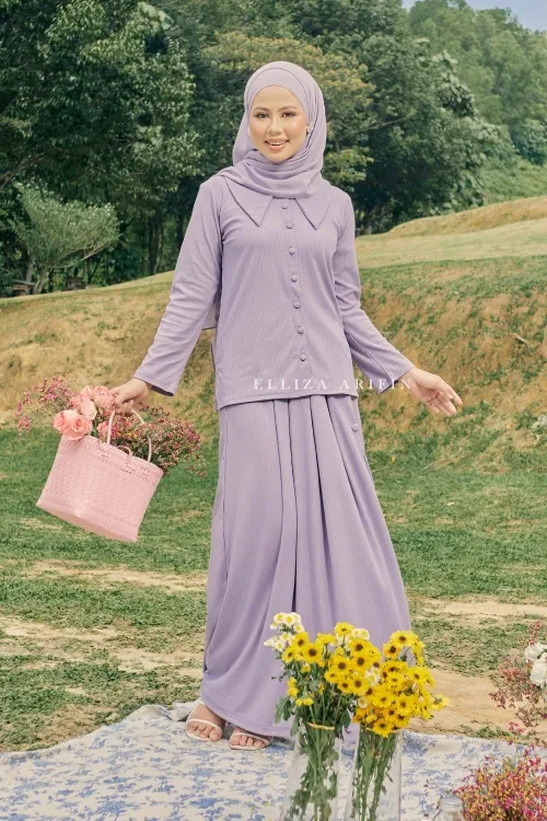 ellizaarifinraya2024 Tiara Set Kurung