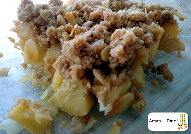 Crumble épicé aux pommes caramélisées