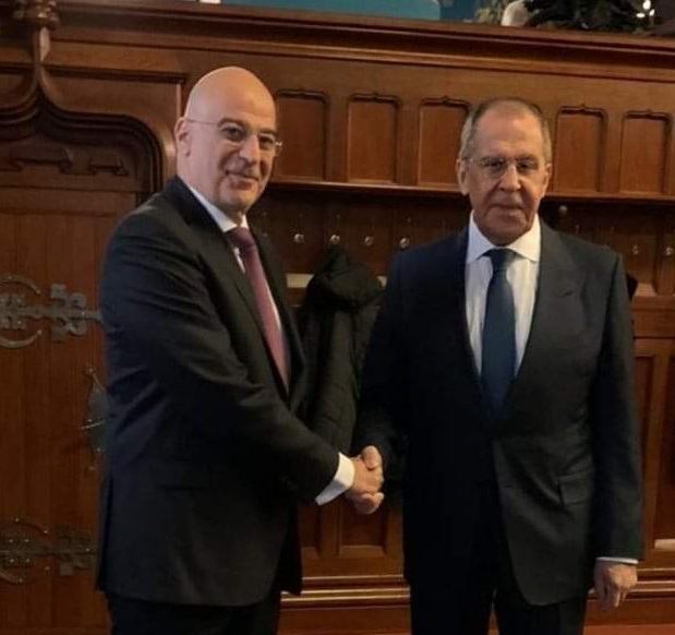 Αναθέρμανση των σχέσεων Ελλάδας-Ρωσίας συμφώνησαν Δένδιας-Λαβρόφ