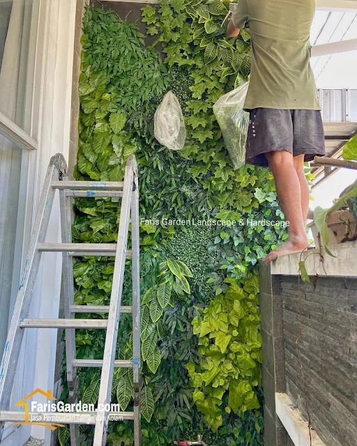 Jasa Vertical Garden Mojokerto - Tukang Taman Vertikal Asli & Vertical Sintetis di Mojokerto