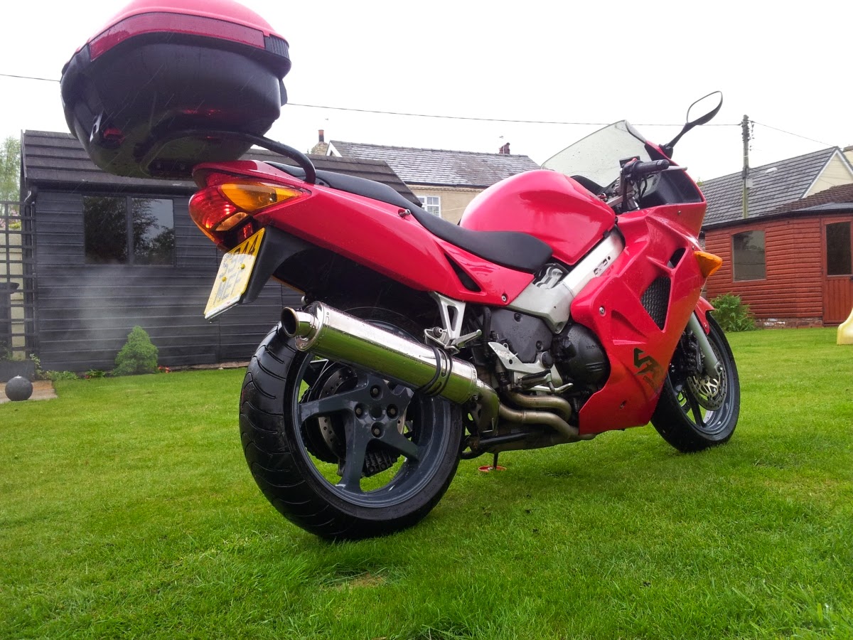 Speedmonkey Living With Honda Vfr 800