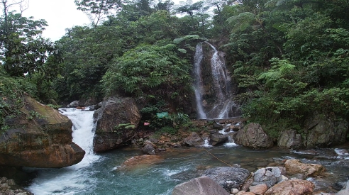 Curug Ciburial Wisata Air Terjun Bogor