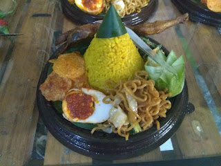 Tumpeng Mini