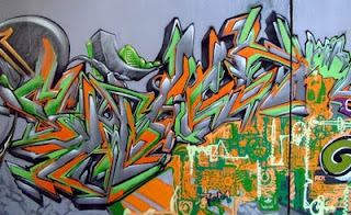 Green Graffiti Buble Letters