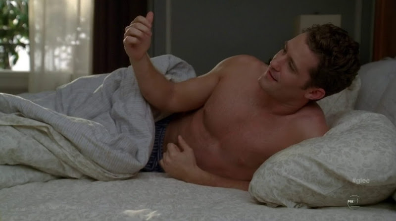 Matthew Morrison Shirtless in Glee s3e01