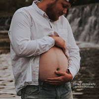 Marido sorprende a su esposa embarazada con una original sesión fotográfica