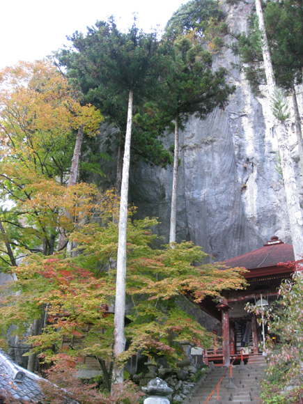 秩父札所二十八番石龍山橋立堂