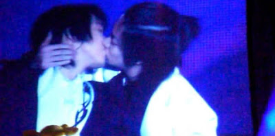 Super Junior Kim Hee Chul kiss sungmin