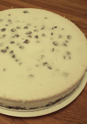 Yummy #Chocolate_Chip #Cheesecake. Click For Recipe