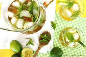 Sugar-free green tea with lime