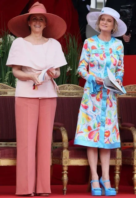 Queen Mathilde, Princess Eleonore, Prince Emmanuel, Prince Laurent, Princess Claire, Princess Delphine