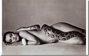 natassja kinski y la serpiente - richard avedon