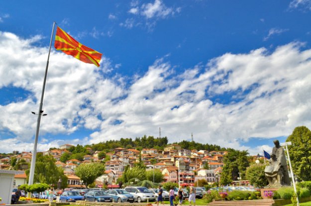 Διαχρονική η προσπάθεια του ΣΥΡΙΖΑ να ονομαστούν τα Σκόπια «Μακεδονία»