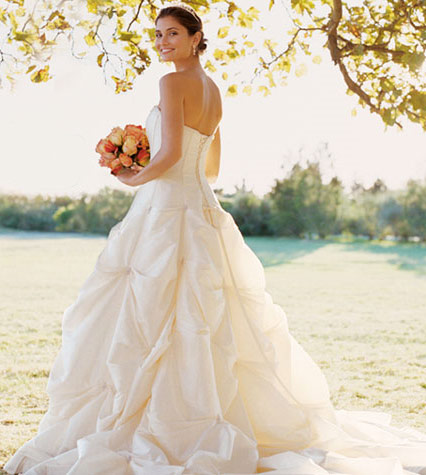 Simple Wedding Dress on Simple Wedding Dress   All About 24