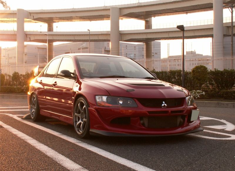 Mitsubishi Lancer Evolution VII Converted to IX