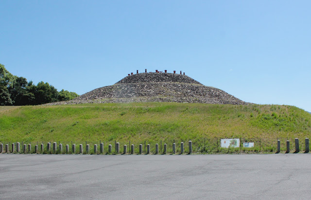 山口県柳井市にある古墳の本来の姿を復元した茶臼山古墳【y】 古墳 柳生 茶臼山古墳