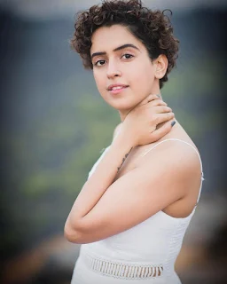 ‪Sanya Malhotra‬ Hot Photos | ‪Badhaai Ho‬‬ Movie 2018